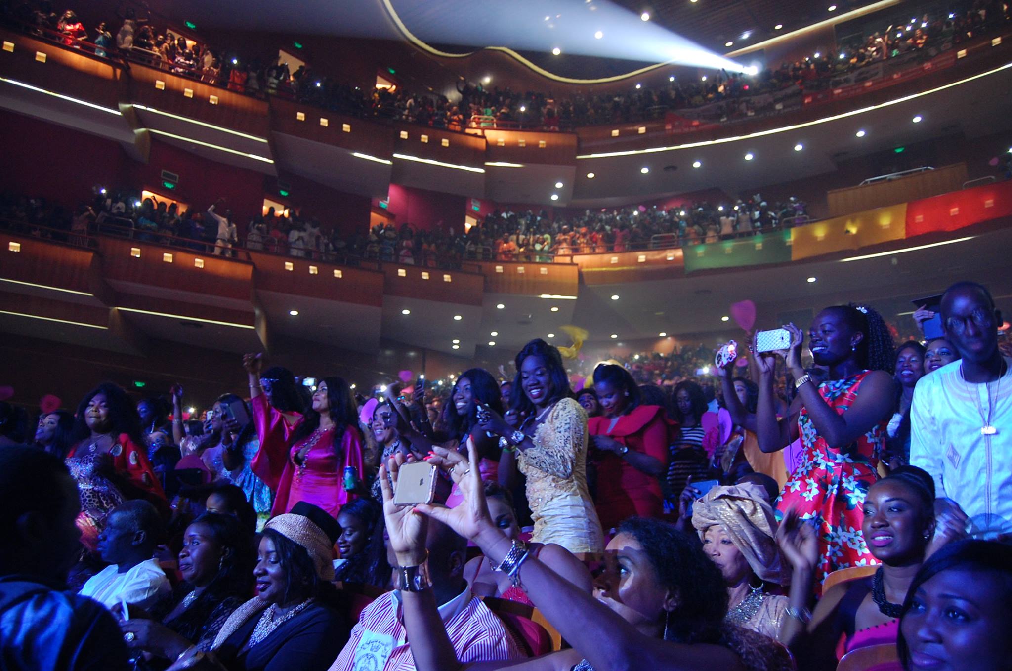 Des Images De VIVIANE au grand theatre
