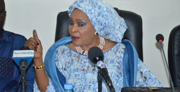 Aïda Ndiongue accuse : "Abdoul Mbaye est à l'origine de tous les problèmes qui m'assaillent"