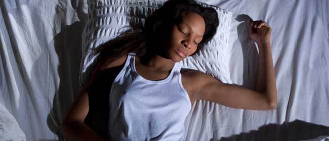 Violée, elle demande un deuxième coup à son violeur Violée, elle demande un deuxième coup à son violeur