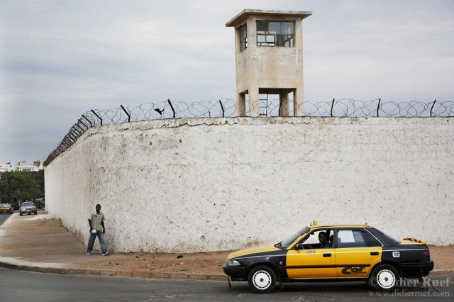 Les visites ont repris à la prison de Rebeuss, mais...