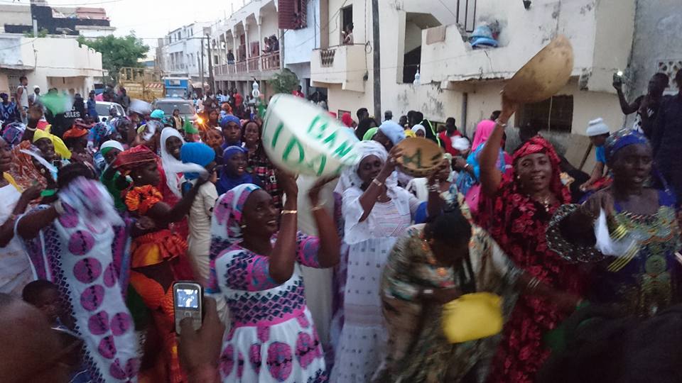 ​La banlieue de Dakar déroule le tapis rouge à Thierno Lo