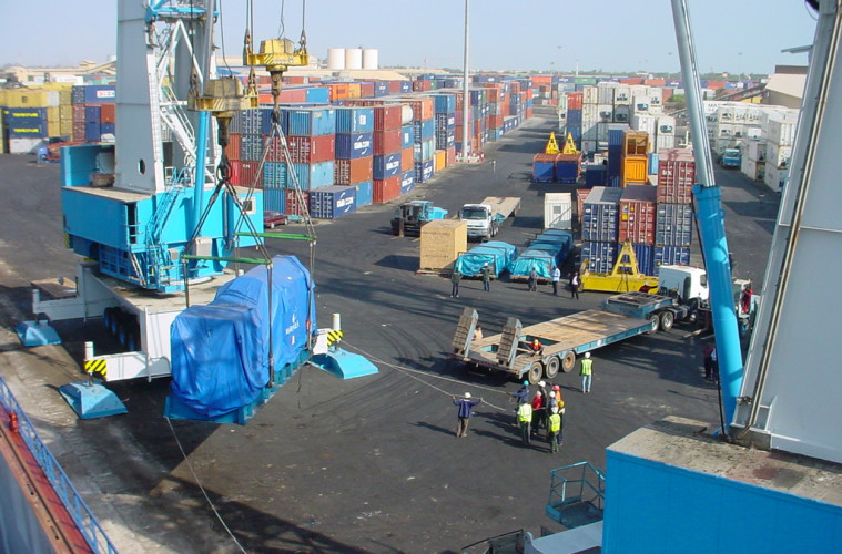 CRISE AU PORT DE DAKAR – LA RENCONTRE ENTRE ACTEURS ET AUTORITÉS VIRE AU FIASCO CRISE AU PORT DE DAKAR – LA RENCONTRE ENTRE ACTEURS ET AUTORITÉS VIRE AU FIASCO