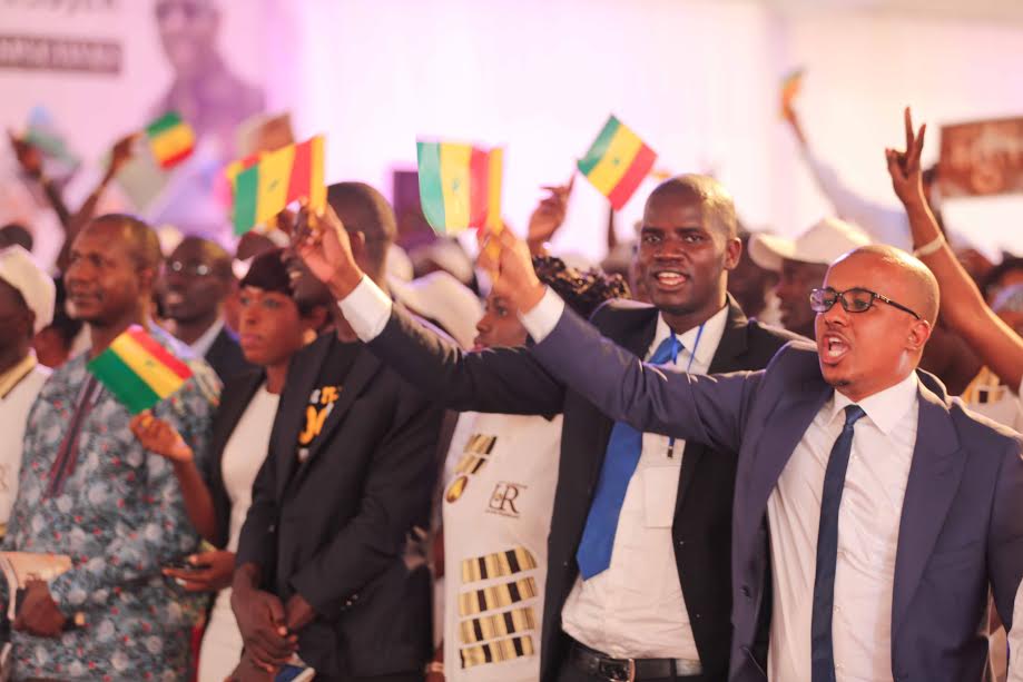 Rencontre de Saly : les jeunes de Macky dépensent 105 millions ! Rencontre de Saly : les jeunes de Macky dépensent 105 millions !