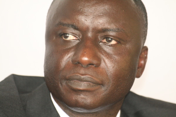 LE SOLEIL D’IDRISSA SECK S’EST ETEINT ! (par Madame Fatou Faty)