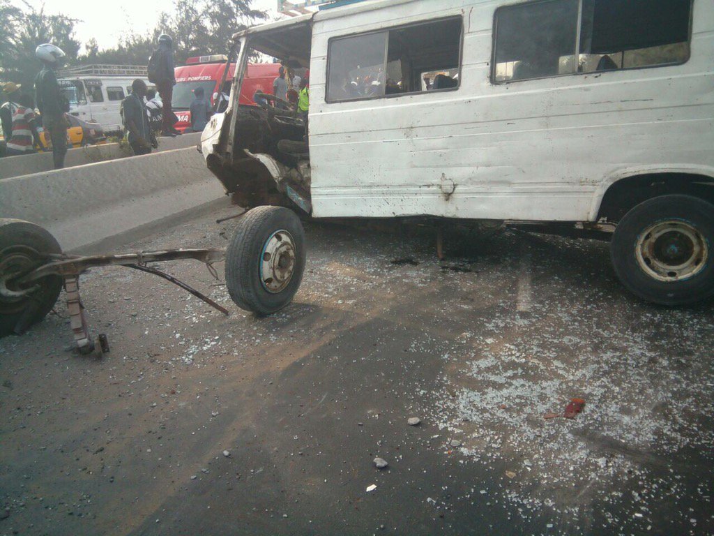Colobane: Un car « Ndiaga Ndiaye » se renverse et fait un mort et plusieurs blessés graves