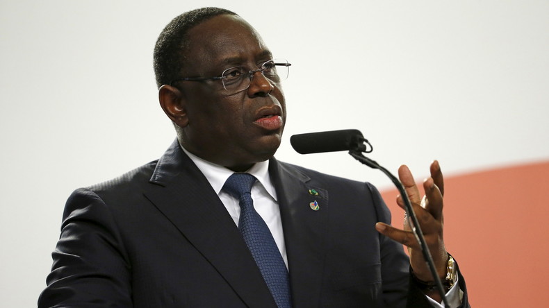 ​Visite du président de la République en France - Bamboula à Paris pour journalistes "copains du Macky"