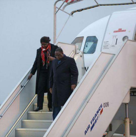 Arrivée du président Macky Sall à Paris!