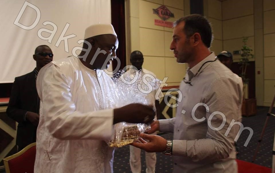 La Communauté Libanaise établie en Gambie  tourne le dos à Jammeh... Les images exclusives de leur audience avec le Pr Barrow