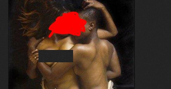 30 photos nues d’une célébre mannequin lesbienne et sa copine circulent sur la toile…