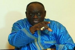 Retraite de Jammeh: ce que El Hadj Diouf oublie Retraite de Jammeh: ce que El Hadj Diouf oublie