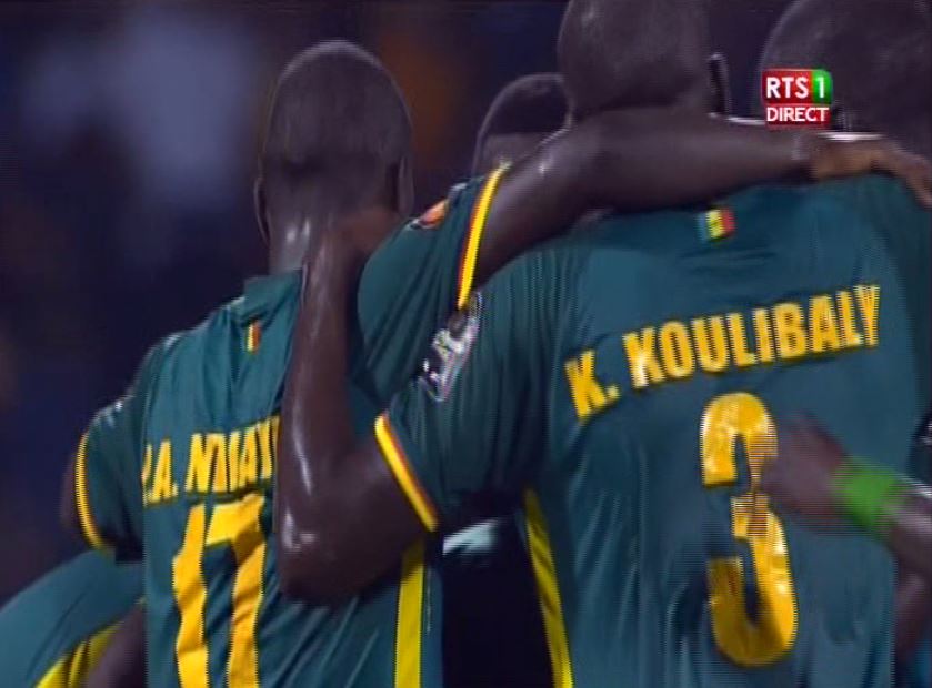 CAN 2017 : LES LIONS BATTENT (2-0) LES AIGLES DE CARTHAGES ET S’EMPARENT DE LA 1E PLACE