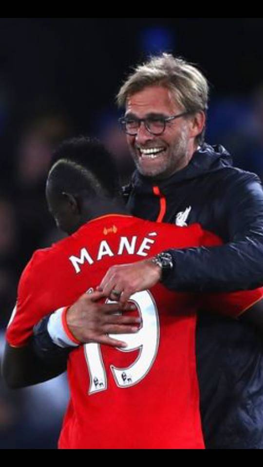 Urgent: Sadio Mané signe un doublé en une minute