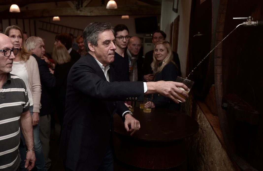 Fin de semaine chahutée pour François Fillon