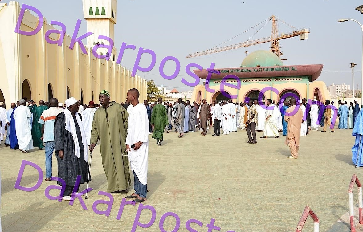 Les images de la levée du corps de la maman de Me Aïssata Tall Sall
