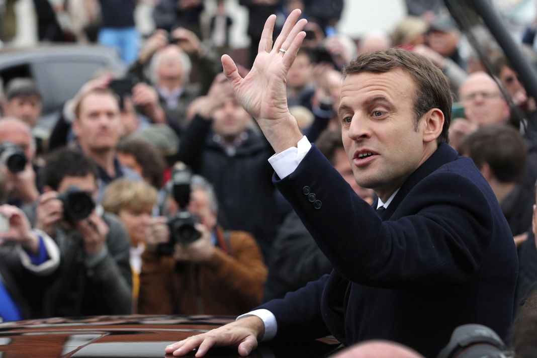 Macron se défend d'une célébration "à la Fouquet's" dès le premier tour