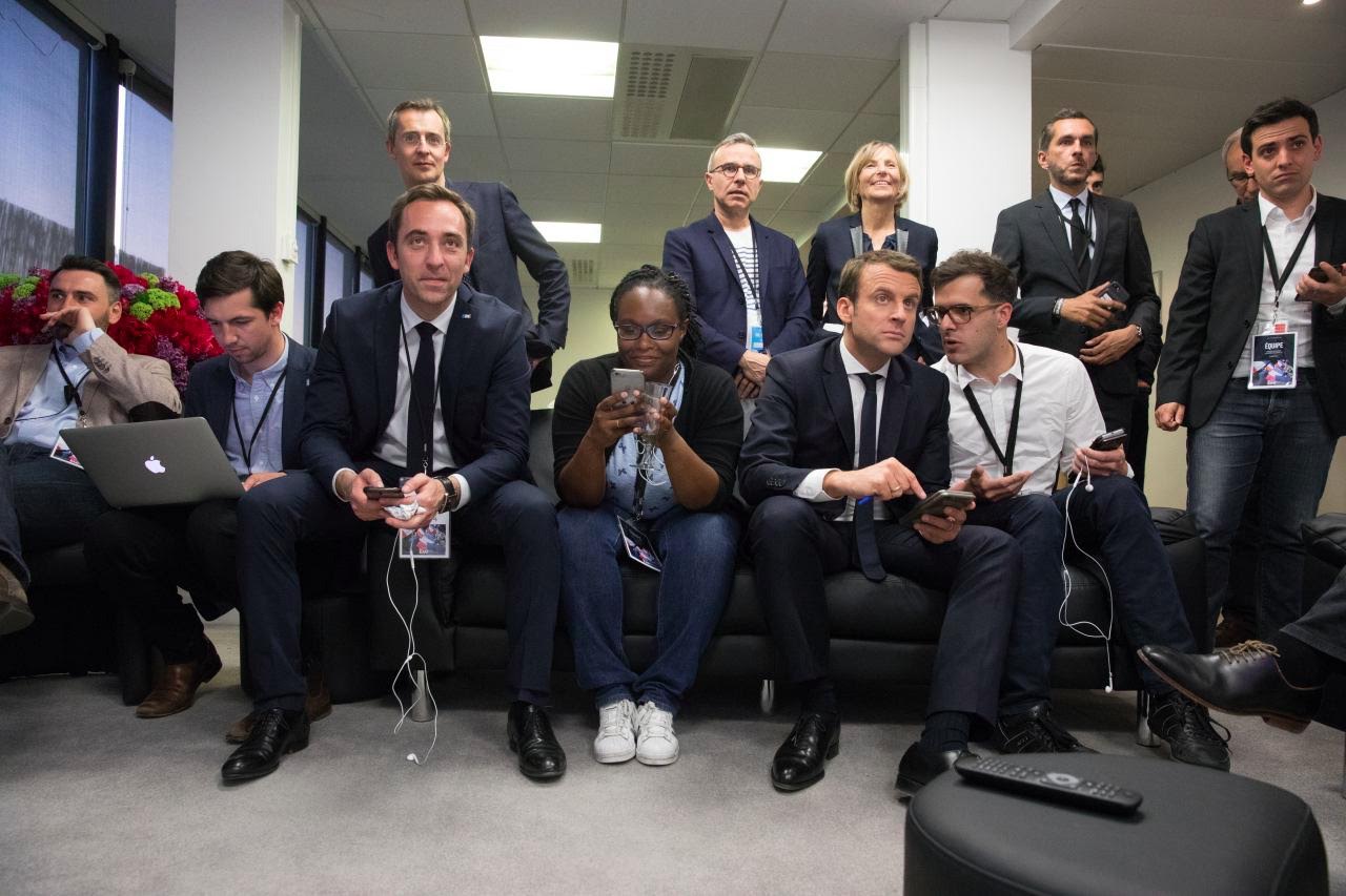 La Sénégalaise, Sibeth Ndiaye, responsable presse de la campagne Présidentielle de Macron, est la fille de feu Fara Ndiaye du PDS et ...