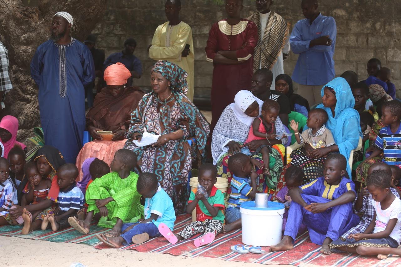 Présentation des condoléances de la Nation aux familles des victimes de l’accident de Bettenty Présentation des condoléances de la Nation aux familles des victimes de l’accident de Bettenty