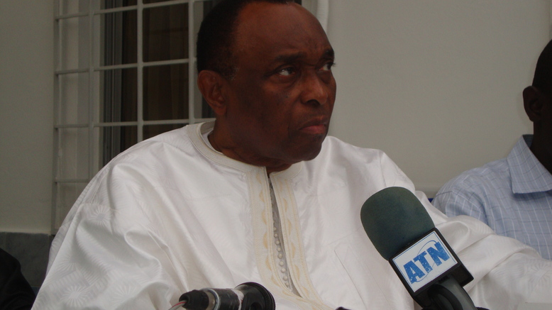 Législatives de juillet 2017 – Son fils hors des griffes de la justice, Jean Paul Dias entre en dissidence en rejoignant Mankoo (Par Mohamed Bachir Diop) Législatives de juillet 2017 – Son fils hors des griffes de la justice, Jean Paul Dias entre en dissidence en rejoignant Mankoo (Par Mohamed Bachir Diop)