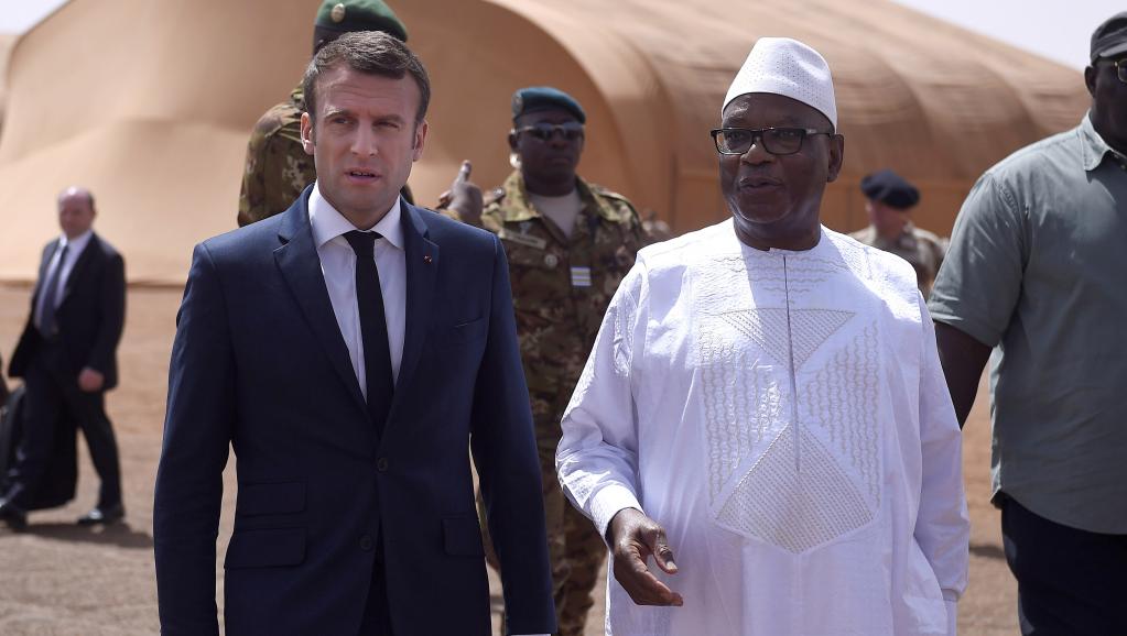 Mali: Emmanuel Macron accueilli à Gao par son homologue IBK