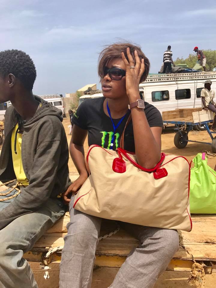 La mannequin Evelyne Gomis en mode "Popenguine"