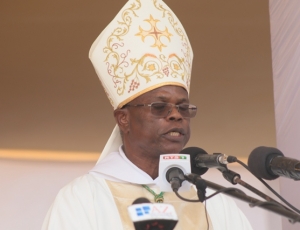 Poponguine : Mgr Jean Pierre Bassène dénonce la démission des parents pour l’éducation de leurs enfants
