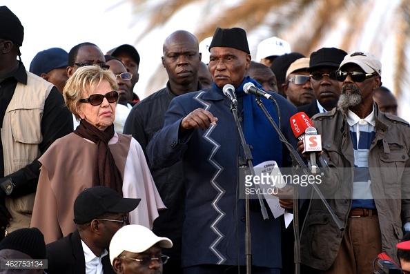 A 91 ans, Abdoulaye Wade, la candidature de trop ?