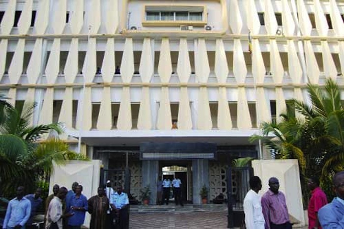 Législatives: La liste du frère de la Première Dame rejetée Législatives: La liste du frère de la Première Dame rejetée