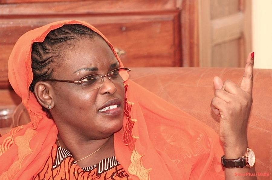 Scandale – Après Macky Sall, Marième Faye Sall « photomontée » avec…
