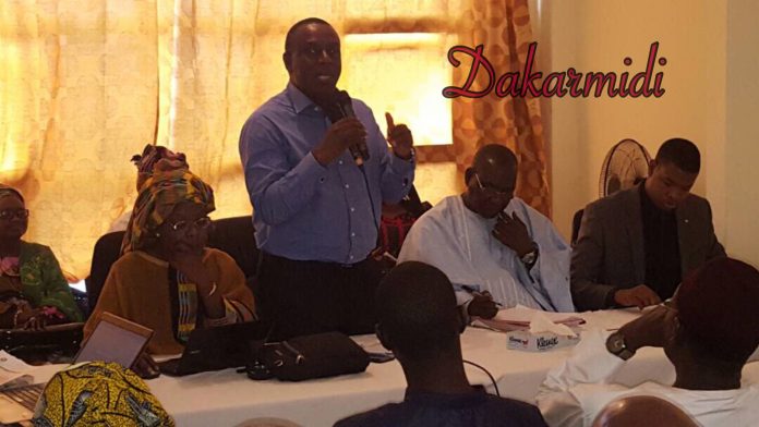 La coalition « PÔLE ALTERNATIF 3ème VOIE: SENEGAAL DEY DEM! » resserre ses rangs et prépare une offensive contre Macky Sall (Images)