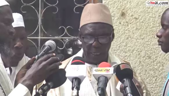 L’imam Babacar Ndiour de Moussanté clashe les politiciens chômeurs à col blanc, sans profession, laudateurs et sans morale L’imam Babacar Ndiour de Moussanté clashe les politiciens chômeurs à col blanc, sans profession, laudateurs et sans morale