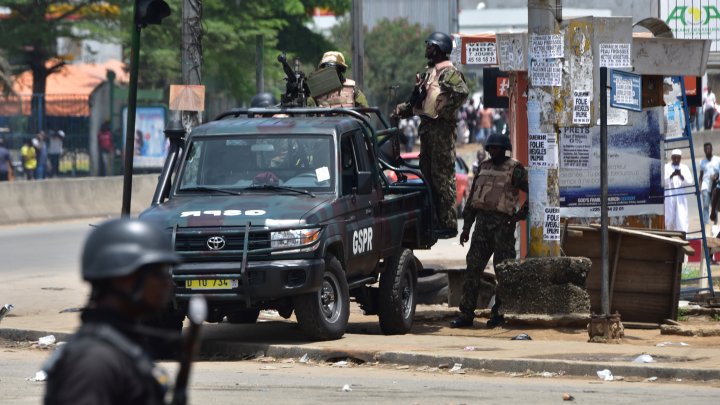 Côte d’Ivoire : Trois soldats tués après des tirs sur deux bases militaires