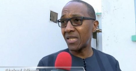 DEMBA DIOP - Abdoul Mbaye appelle les Sénégalais à «faire don de leur sang» DEMBA DIOP - Abdoul Mbaye appelle les Sénégalais à «faire don de leur sang»