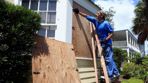 Le Texas et la Louisiane sous la menace de l'ouragan Harvey Le Texas et la Louisiane sous la menace de l'ouragan Harvey