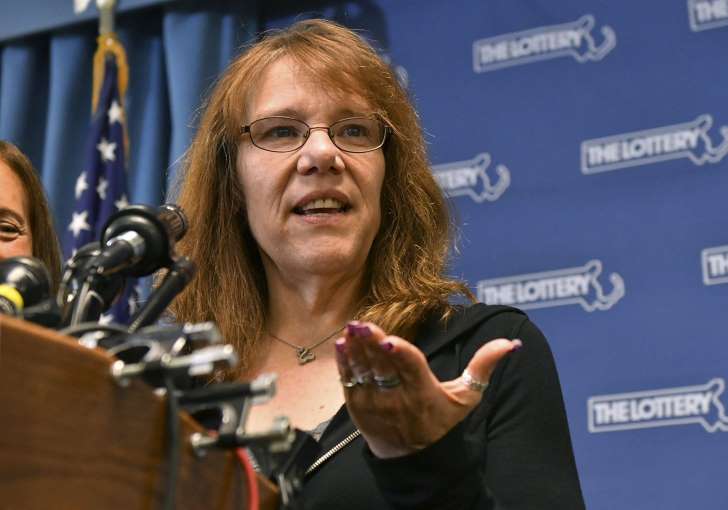 Loterie: une Américaine gagne 758 millions de dollars et quitte son emploi