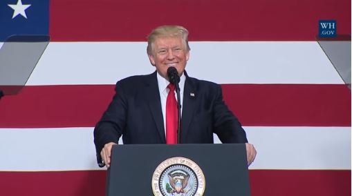 Trump veut baisser les impôts mais ne dit pas comment Trump veut baisser les impôts mais ne dit pas comment