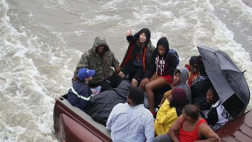 Harvey a déjà fait 33 morts et le bilan va s'alourdir