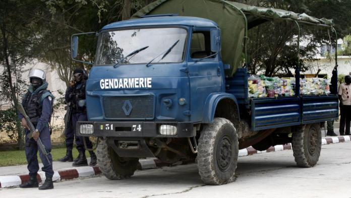 La Gendarmerie et l’Armée assiègent Dakar