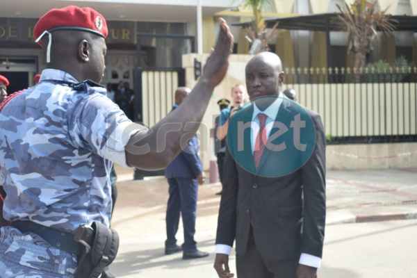 Aly Ngouille Ndiaye :« j’annonce que tout sera mis en œuvre afin que le processus devant aboutir à la prochaine élection présidentielle, se déroule conformément aux textes la régissant»