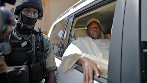 Le président Jammeh hante le sommeil de Barrow
