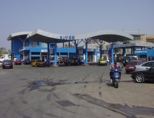 Multinationales vs entrepreneurs sénégalais : Sonko refuse le carburant de Total et préfère celui de Elton Multinationales vs entrepreneurs sénégalais : Sonko refuse le carburant de Total et préfère celui de Elton