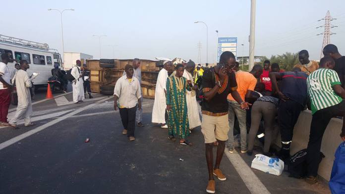 Accident grave a l’instat sur l’entrée du peage de thiaroye 30 blessés et 7 graves dont 2 dans un etat critique