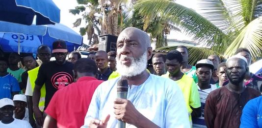 L'artiste peintre Abdoulaye Diallo révèle :«la prostitution marche à Ngor parce que..» L'artiste peintre Abdoulaye Diallo révèle :«la prostitution marche à Ngor parce que..»