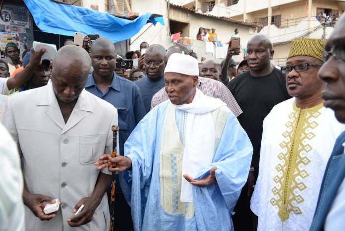 Dette – Wade désigne des lieutenants pour débattre avec… Dette – Wade désigne des lieutenants pour débattre avec…