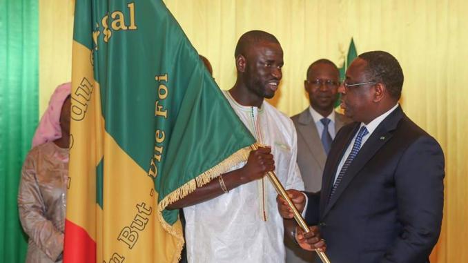 Ça râle partout dans ce pays: même les joueurs de l'équipe nationale de foot quémandent