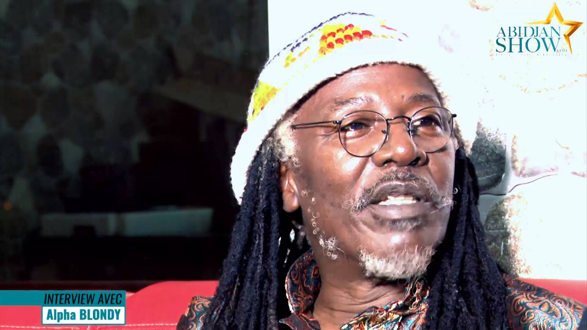 Alpha Blondy sonne la révolte: «assiégez toutes les ambassades Libyennes dans vos pays respectifs »