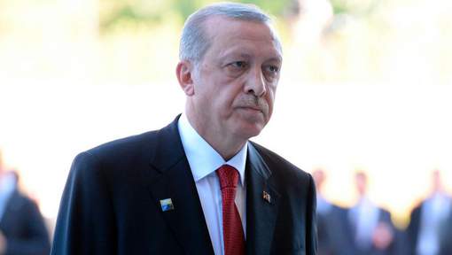 Le chef de l'Otan présente ses excuses à la Turquie après un "incident" Le chef de l'Otan présente ses excuses à la Turquie après un "incident"