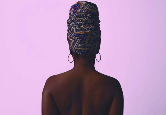 Almadies – un homme célèbre surprend son ami en train de… Almadies – un homme célèbre surprend son ami en train de…