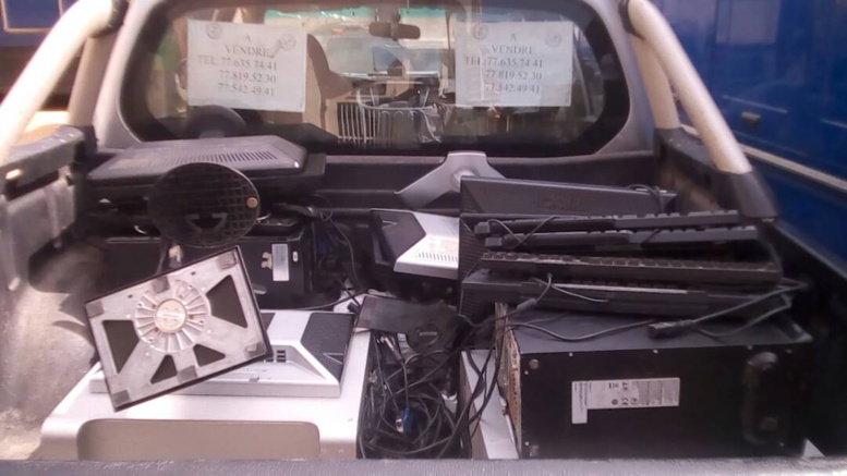 Images: saisie matériel du Journal "La Tribune" Images: saisie matériel du Journal "La Tribune"