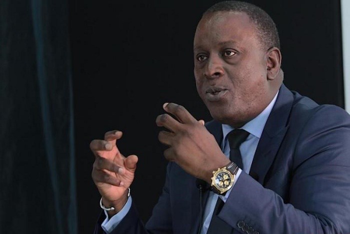 PORTRAIT Cheikh Tidiane Gadio : Jeu de cash-cash PORTRAIT Cheikh Tidiane Gadio : Jeu de cash-cash