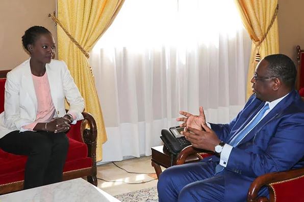 AIBD : Rama Yade défend Macky Sall